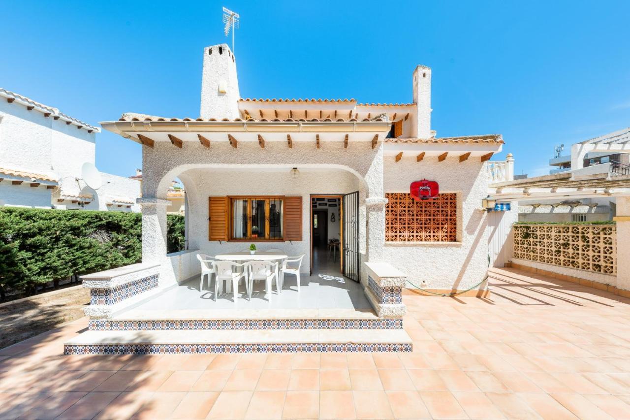 Chalet Mayor Zenia Beach Orihuela Exterior foto